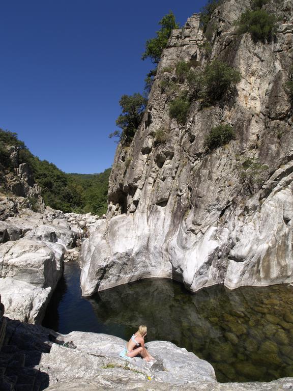 Camping La Digue Chauzon Esterno foto